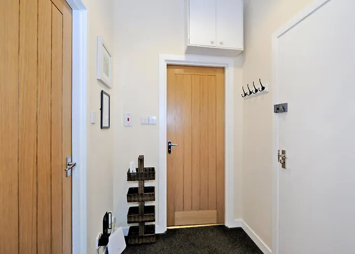 Douglas House Apartments